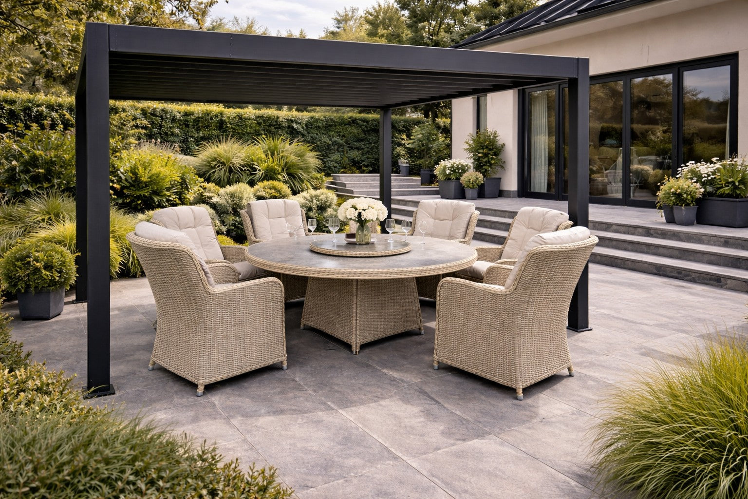 Solaro Louvred Pergola